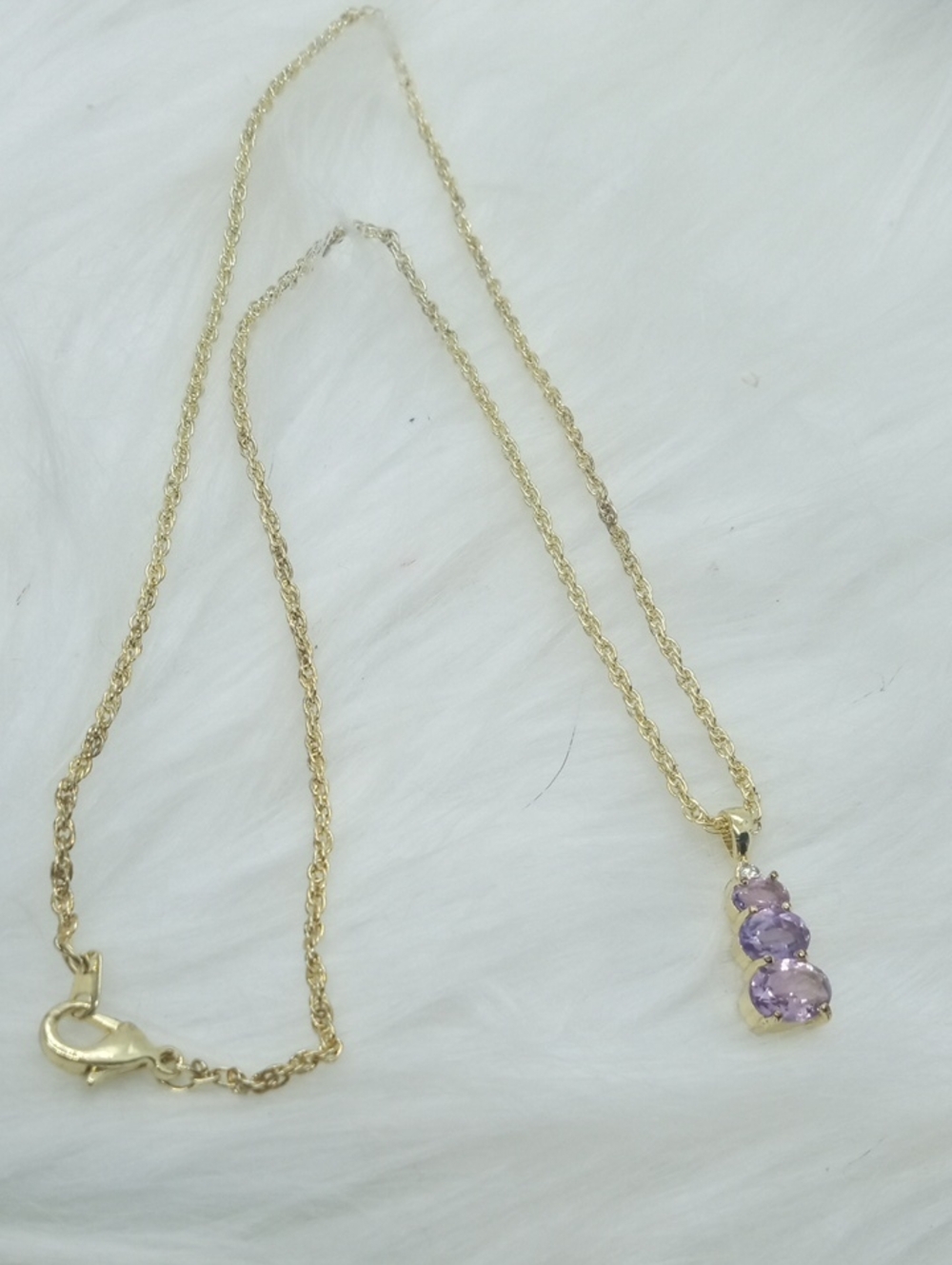 TRIPLE PURPLE SETTING DAINTY NECKLACE